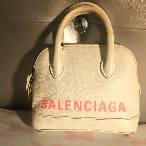 Balenciaga Mini Bag in Cream with Pink Logo - Picture 1 of 7